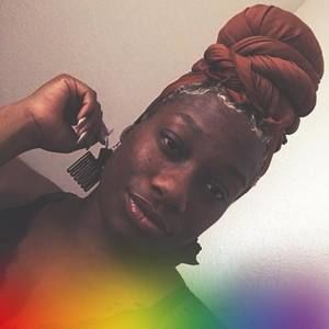 Meet your Posher, Adri